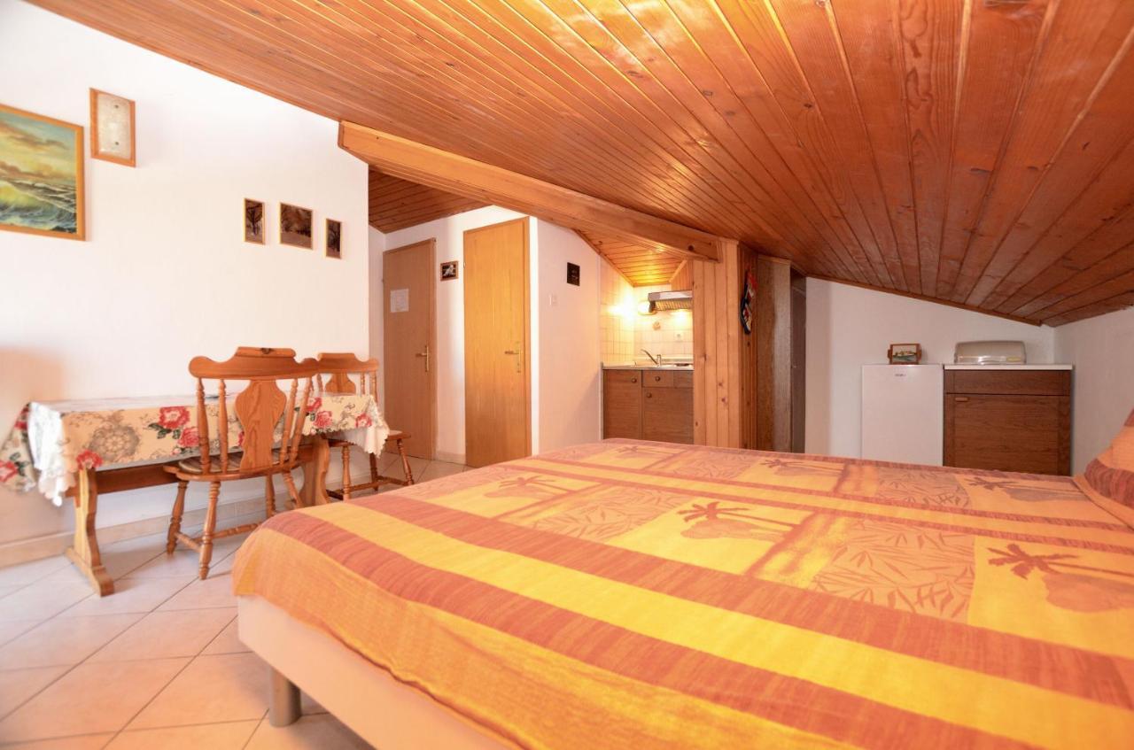 Apartments Ljiljana Novigrad Istria Eksteriør bilde